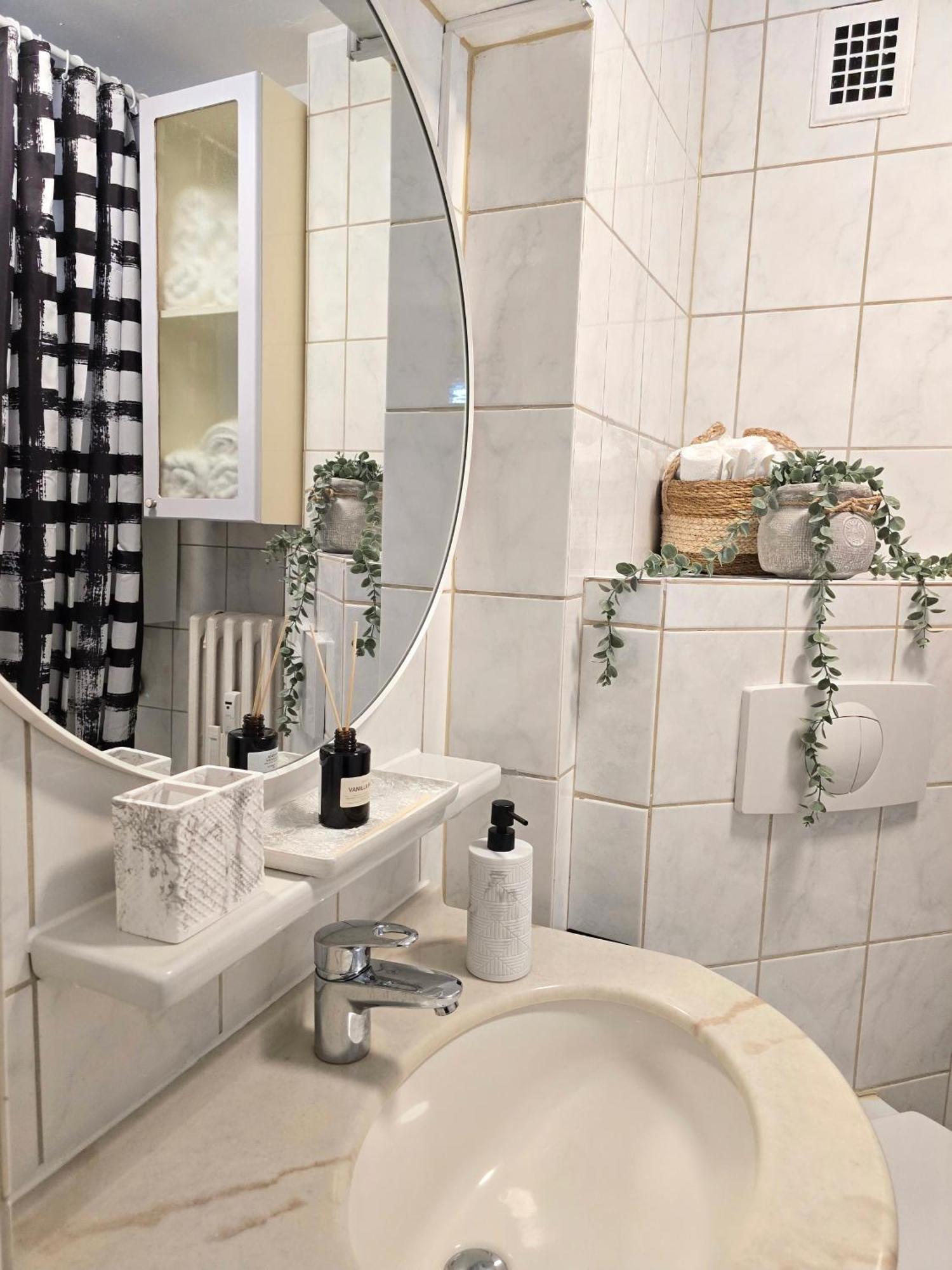 Saarzauber Apartments Ferienwohnung Saarbrücken Eksteriør billede